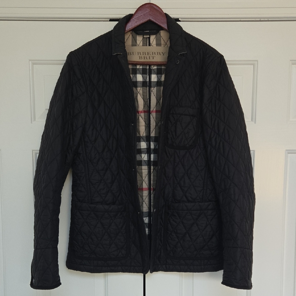BURBERRY • Men's Black Quilted Lightweight Jacket, Size Medium